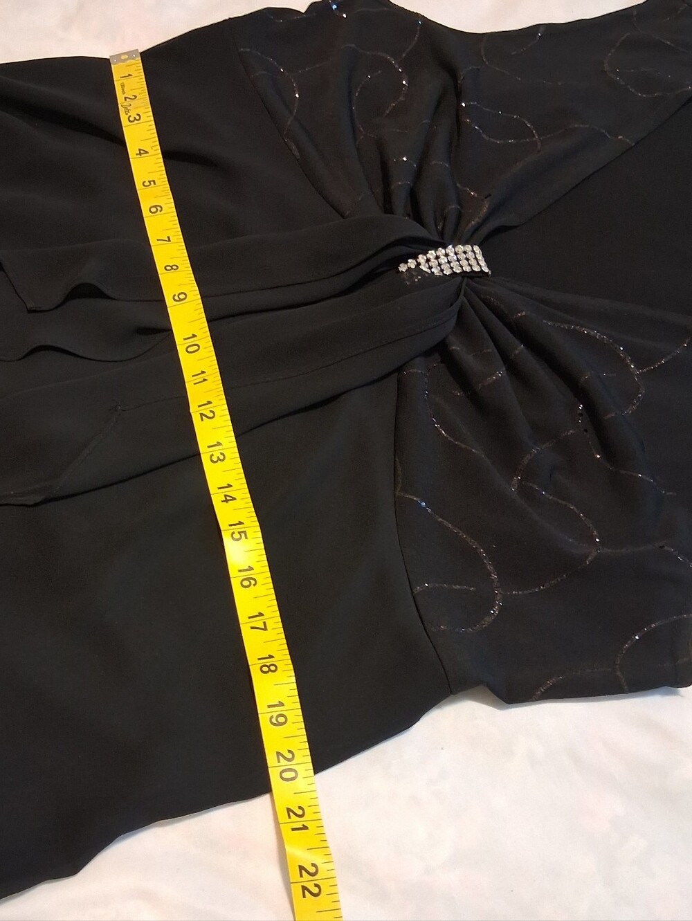 dressbarn Black Sleeveless V-Neck Top with Rhinestone Accent Sz16 Y2k Fairy - Picture 10 of 12